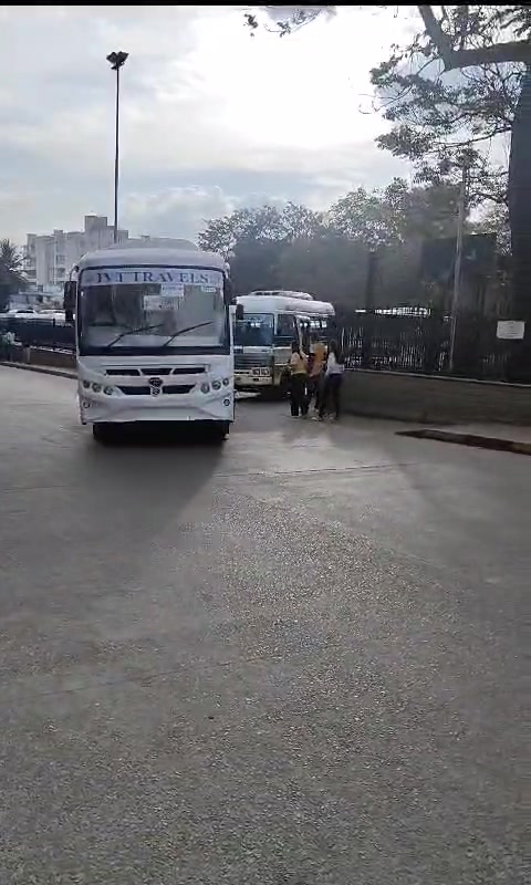 Bus arriving at a pick-up point
